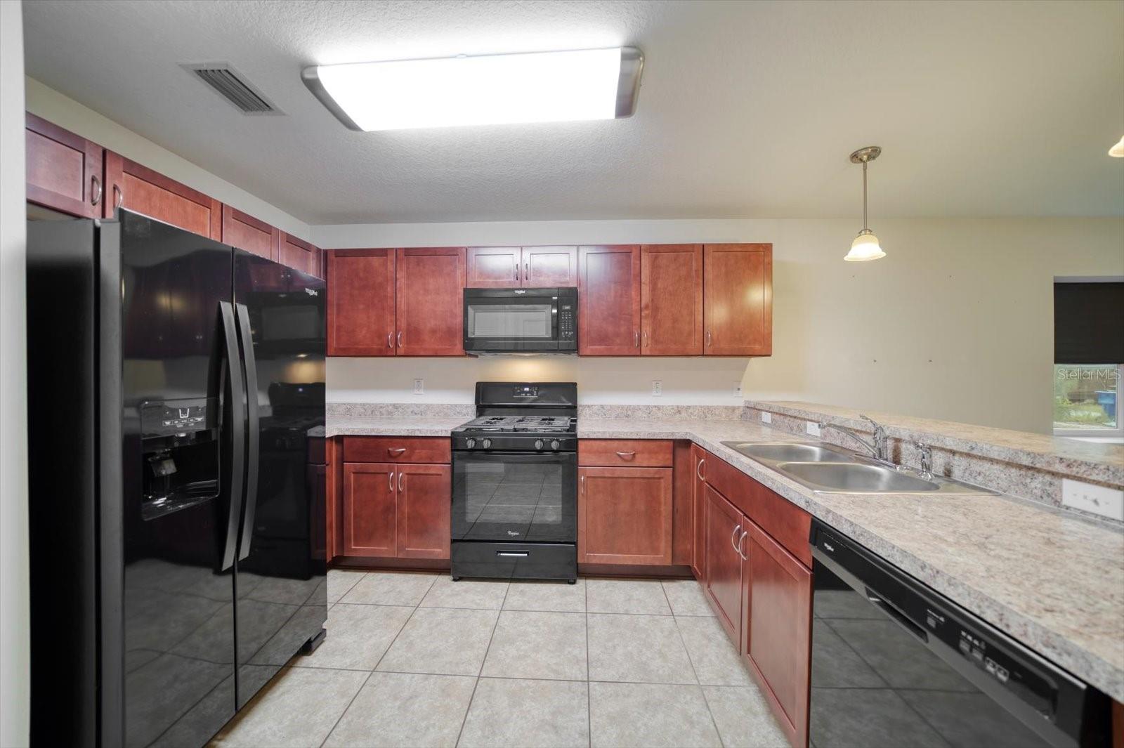 LARGO HEIGHTS REV - Residential