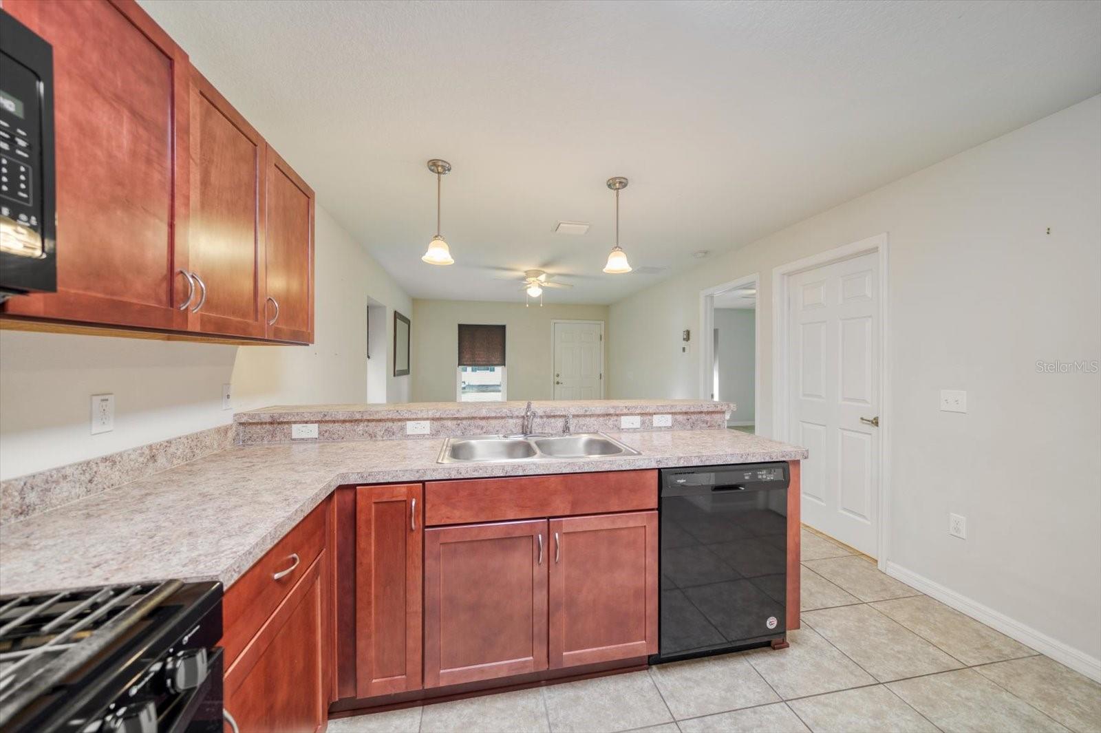 LARGO HEIGHTS REV - Residential