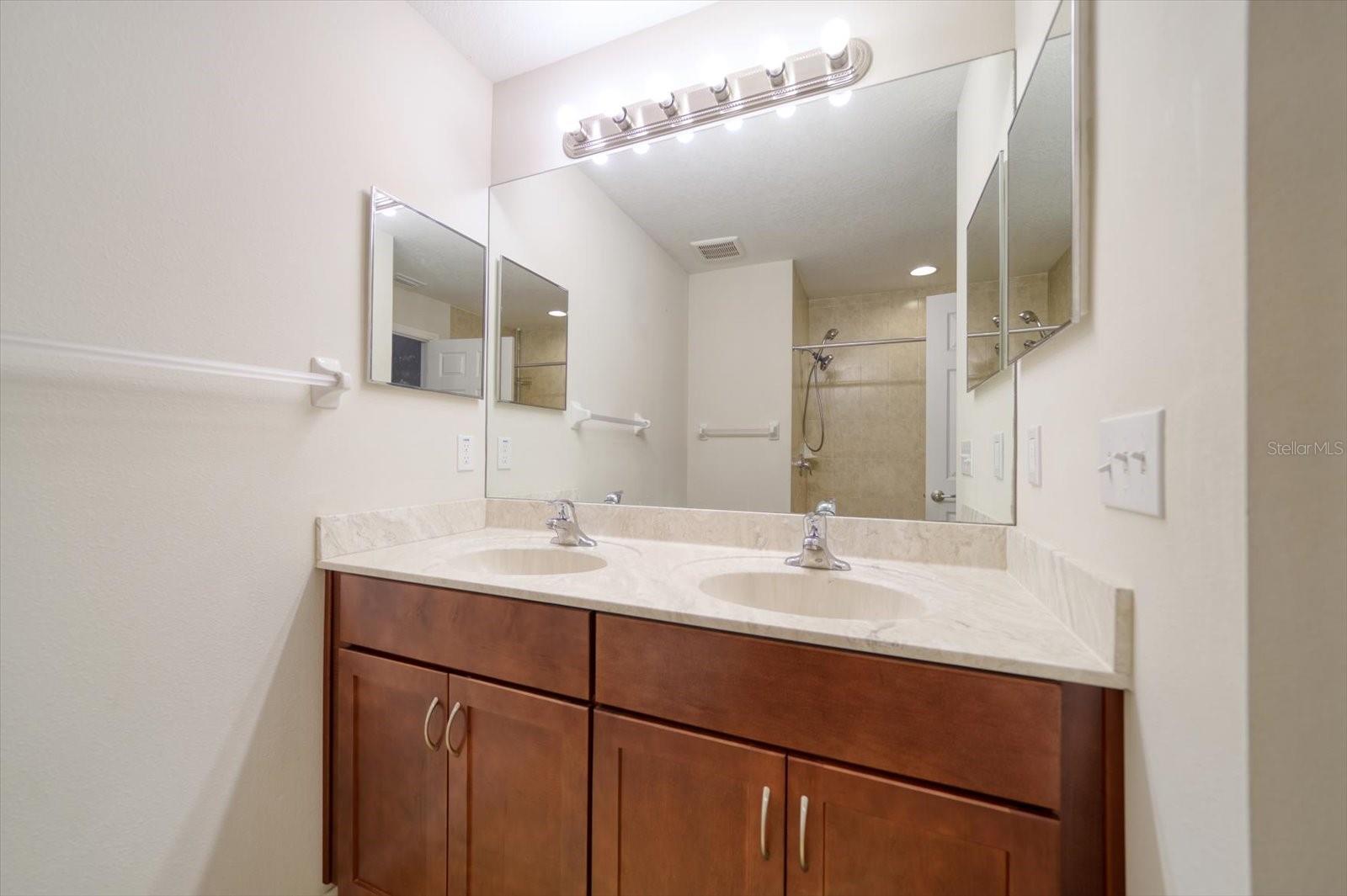 LARGO HEIGHTS REV - Residential