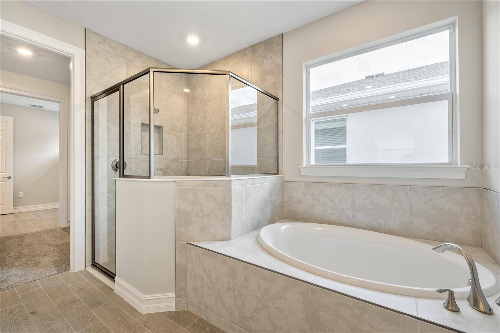 CORAL LAKES - CORAL CREEK - Residential