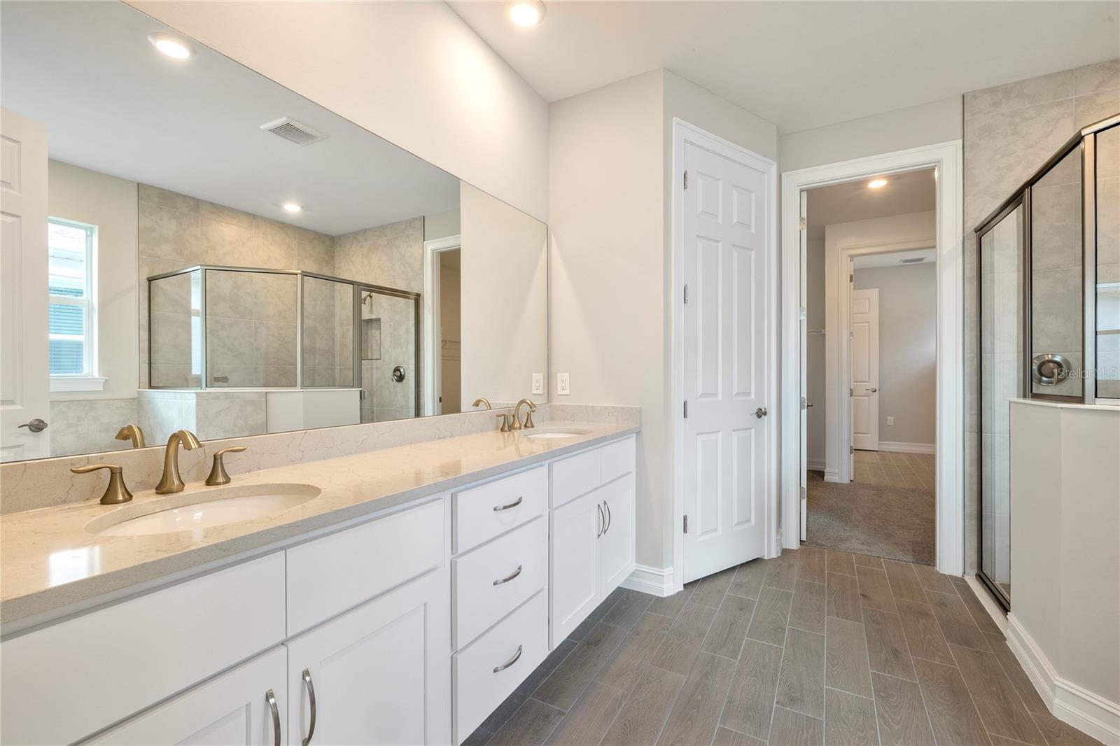 CORAL LAKES - CORAL CREEK - Residential