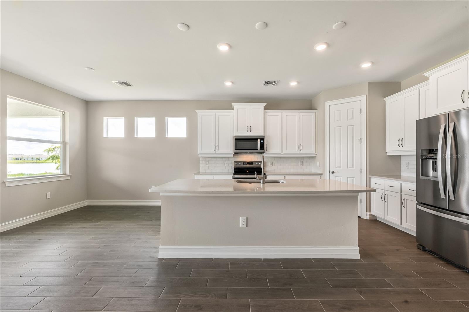 CORAL LAKES - CORAL CREEK - Residential