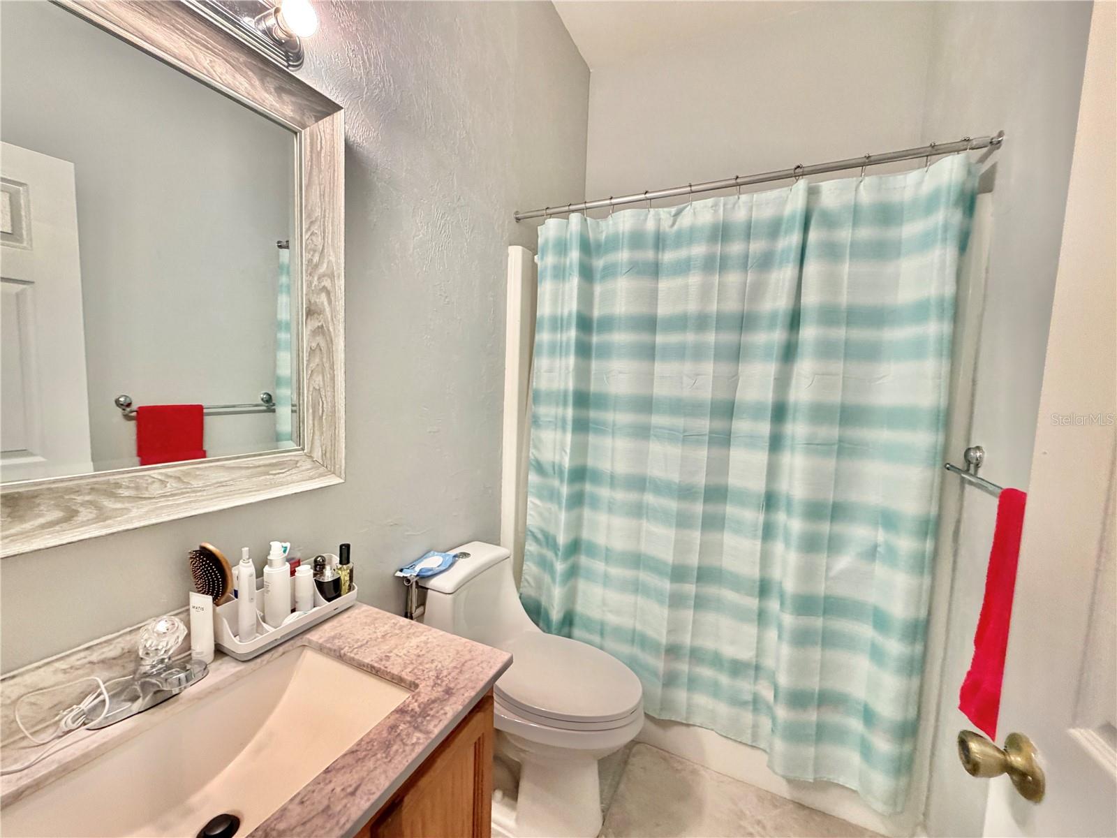 VICTORIA STATION - Residential