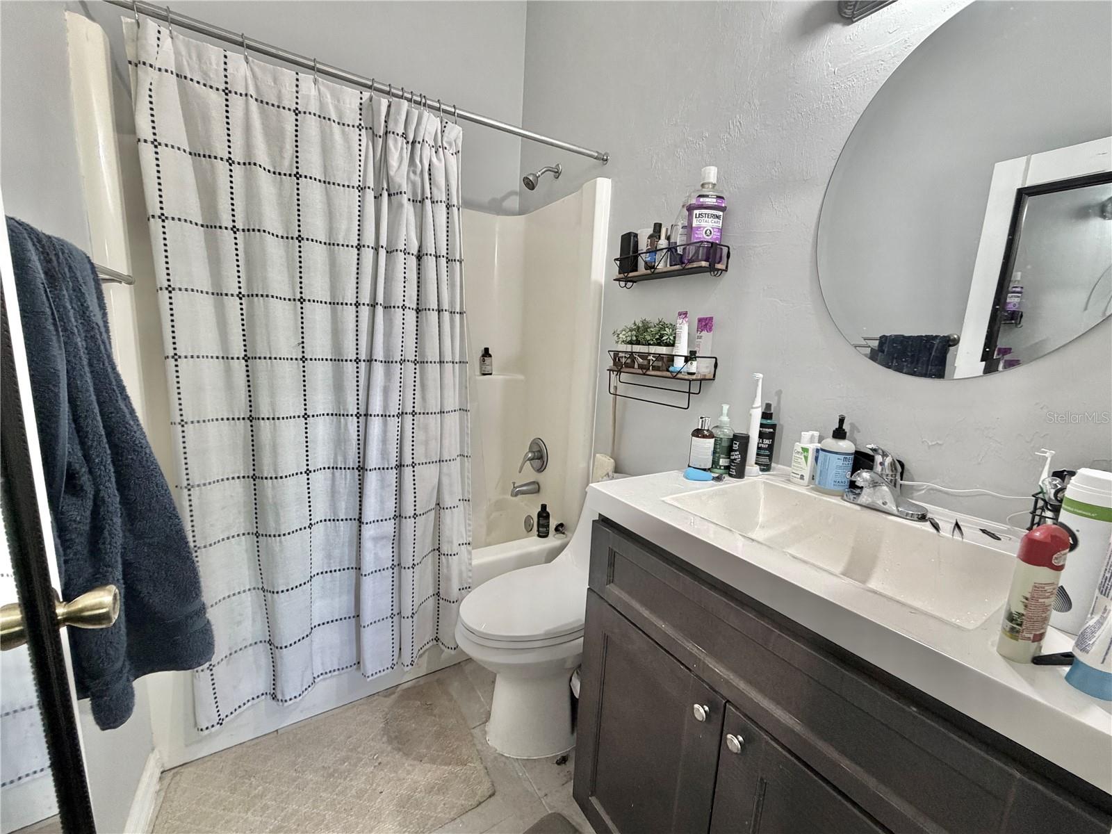 VICTORIA STATION - Residential