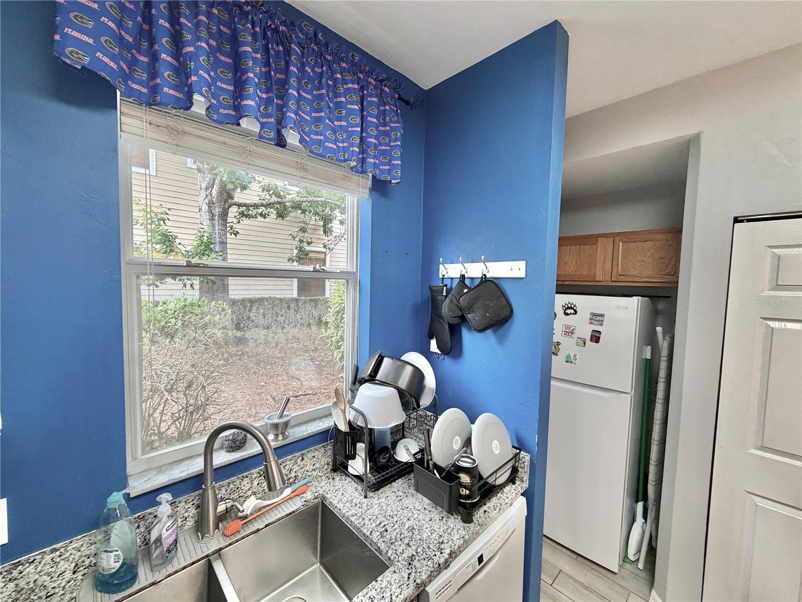 VICTORIA STATION - Residential