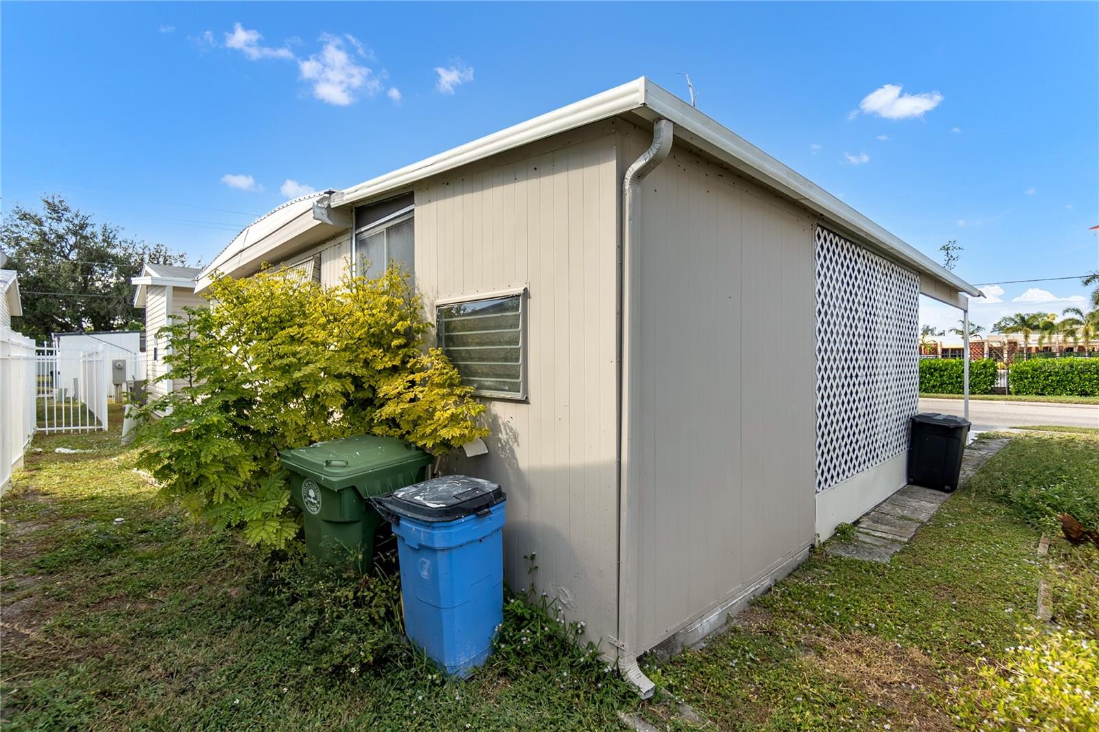 BRADENTON TROPICAL PALMS CO-OP - Residential