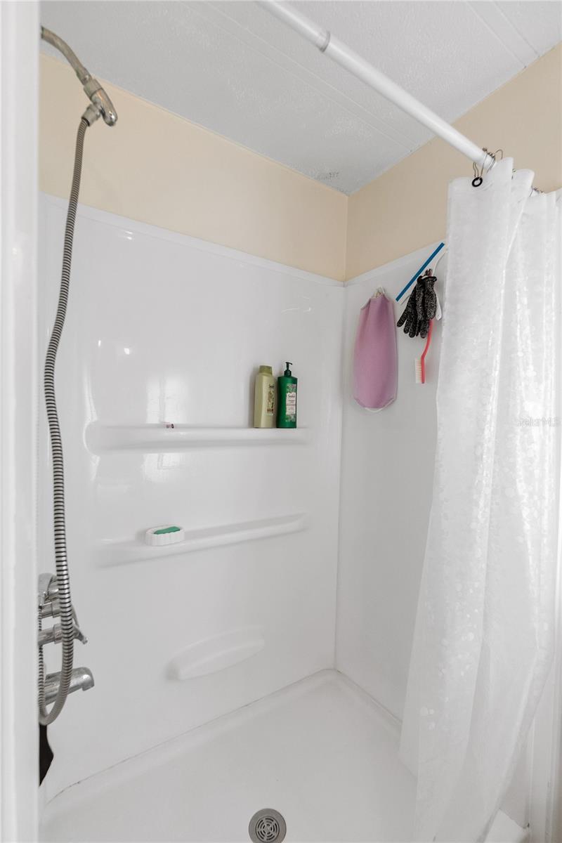 BRADENTON TROPICAL PALMS CO-OP - Residential