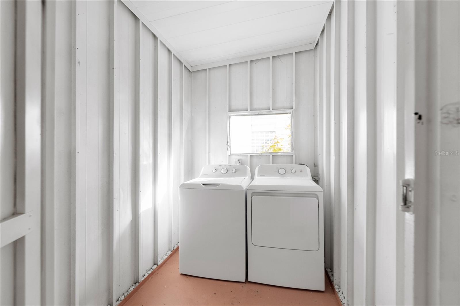 BRADENTON TROPICAL PALMS CO-OP - Residential