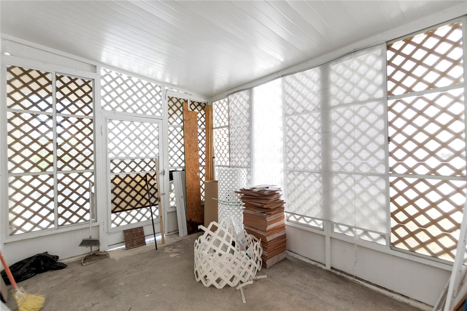 BRADENTON TROPICAL PALMS CO-OP - Residential