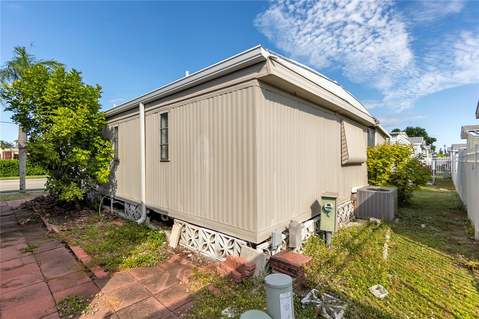 BRADENTON TROPICAL PALMS CO-OP - Residential