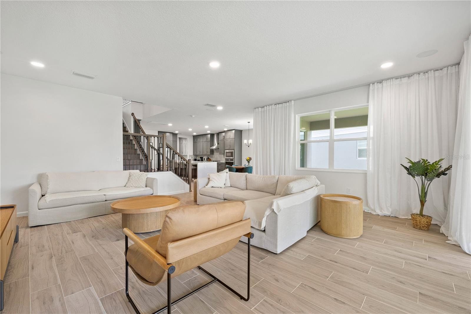 LAKE STAR/OVATION PH 1B - Residential