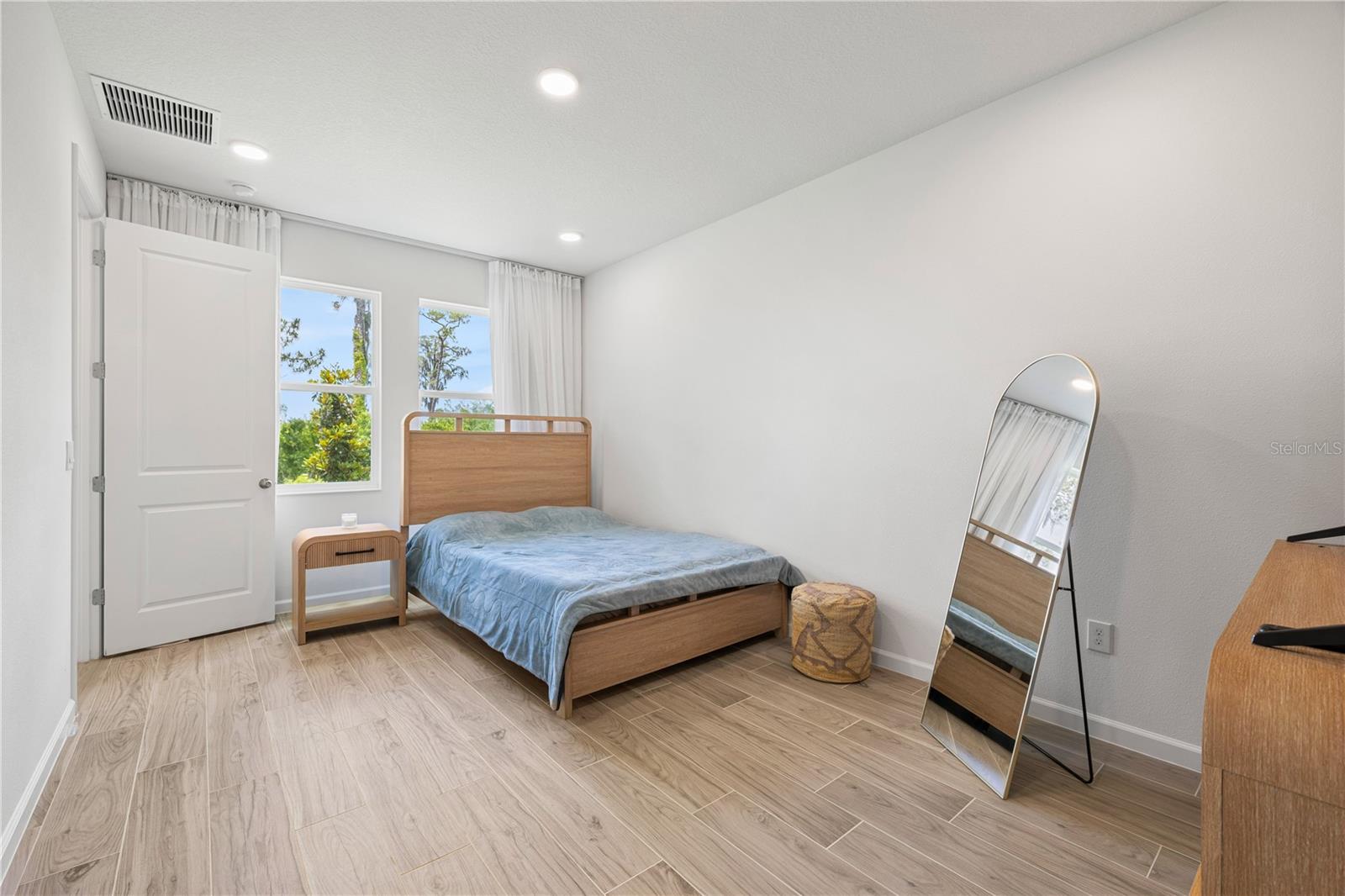 LAKE STAR/OVATION PH 1B - Residential