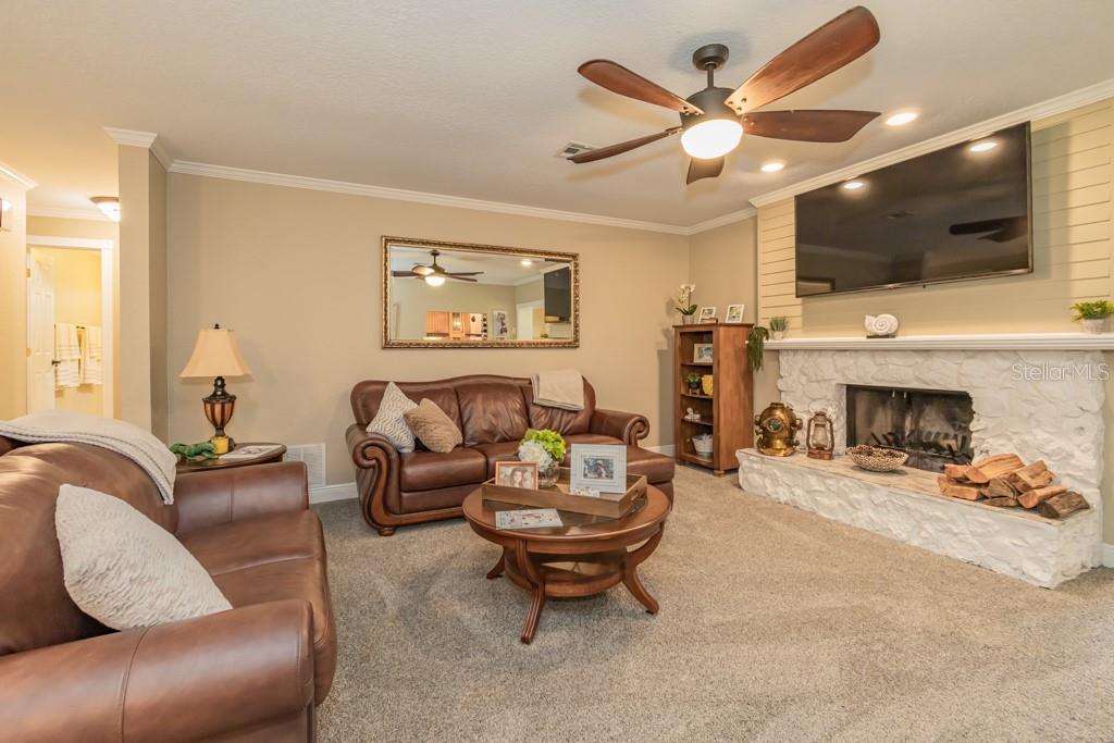 FLORIDA ORANGE GROVE - Residential
