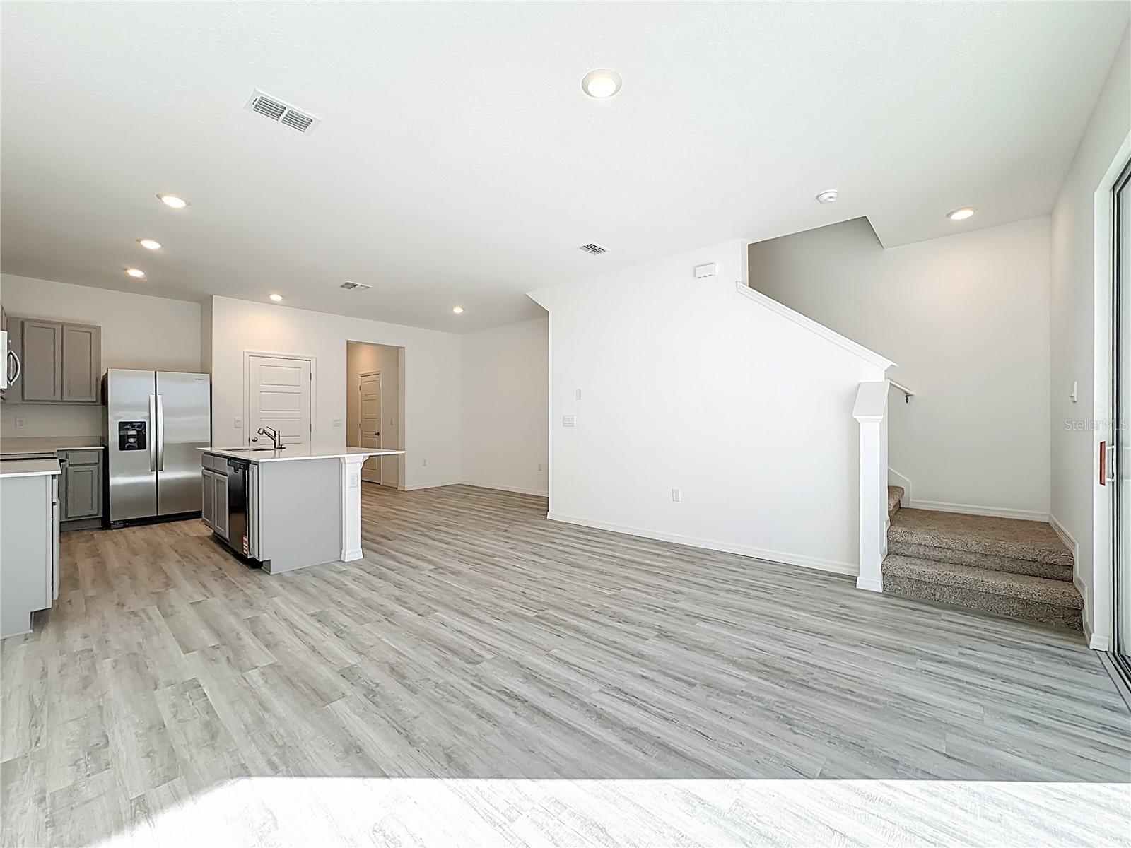 BRENTWOOD TOWNHOMES - Residential Lease