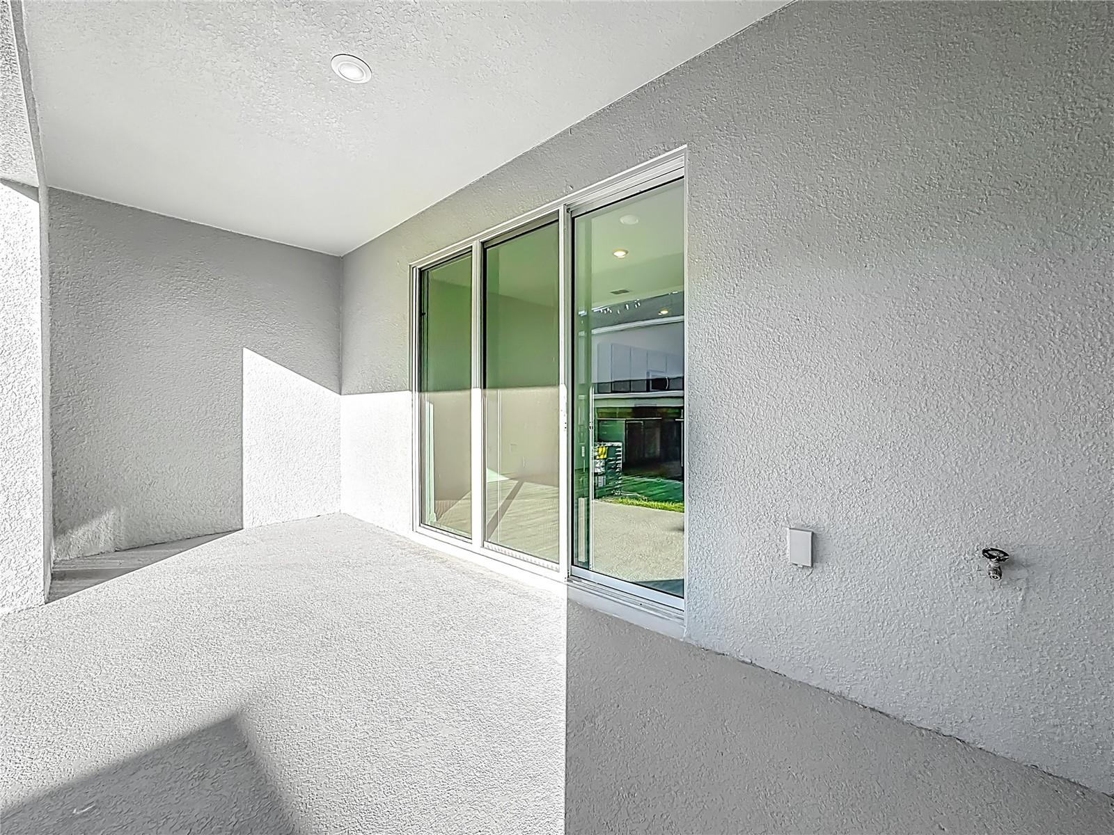 BRENTWOOD TOWNHOMES - Residential Lease