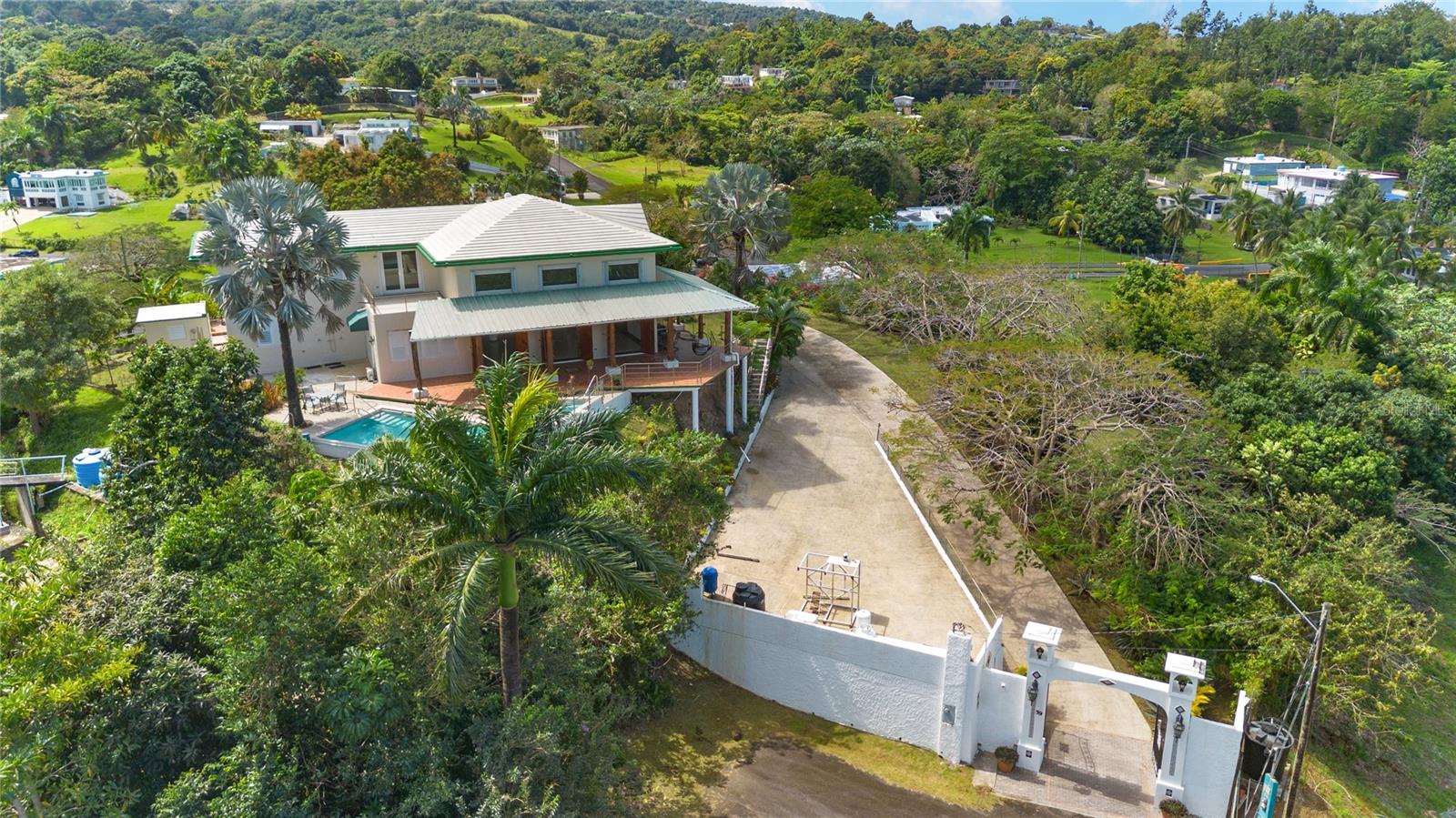 59 VILLAS DEL REY - Residential