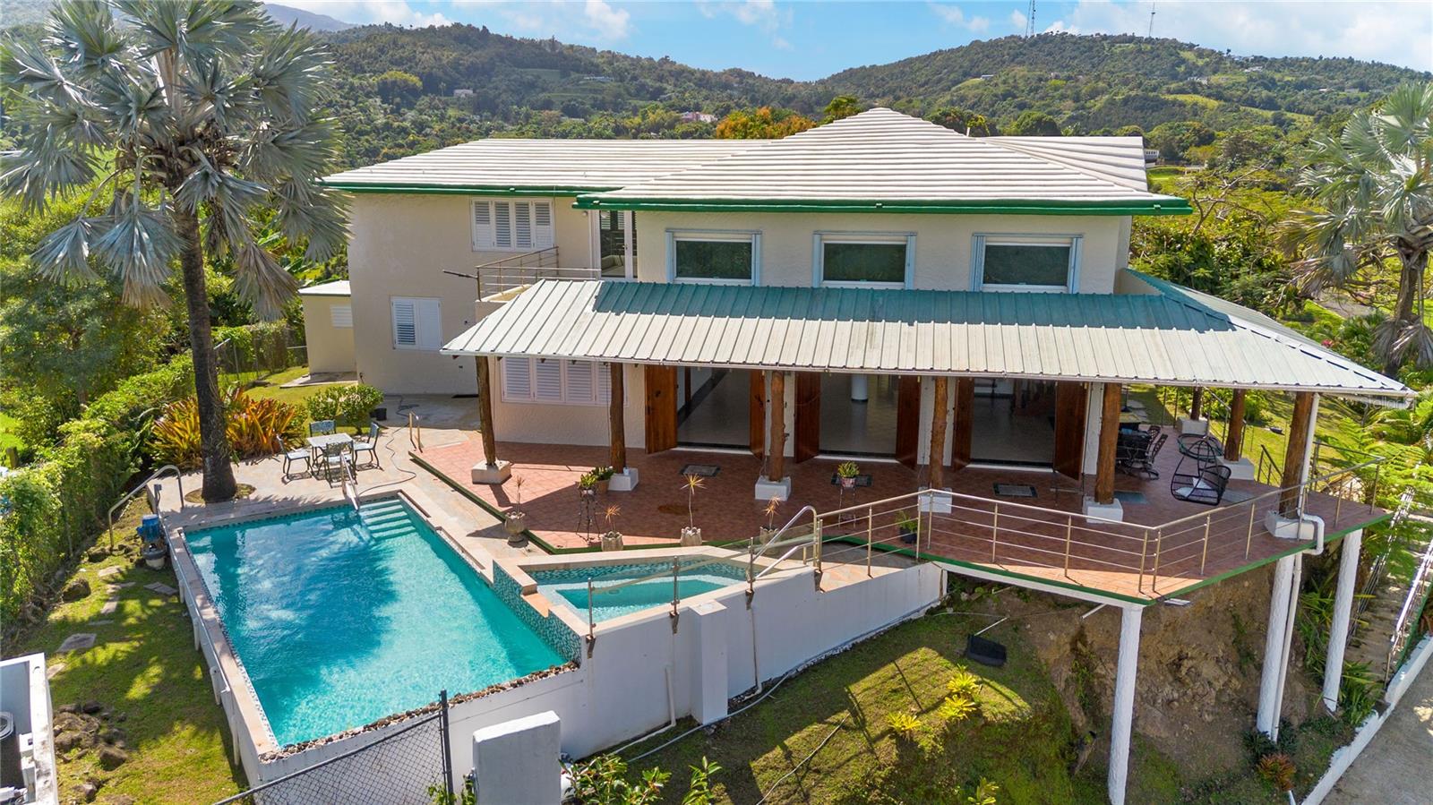 59 VILLAS DEL REY - Residential