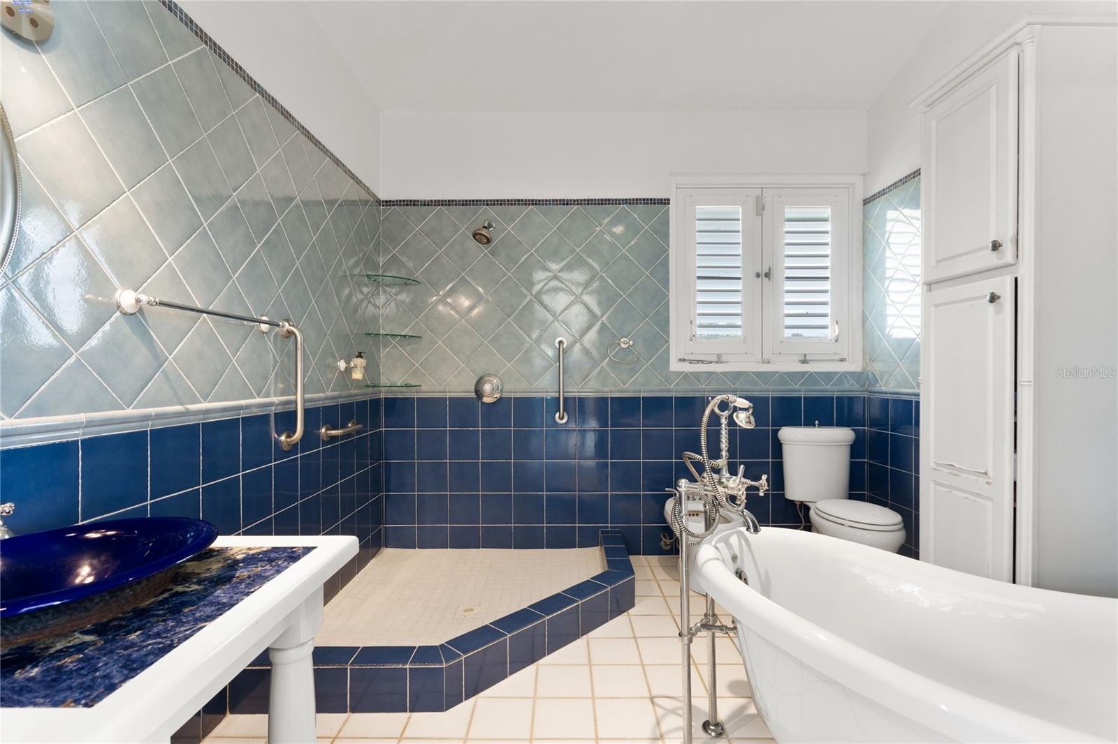 59 VILLAS DEL REY - Residential