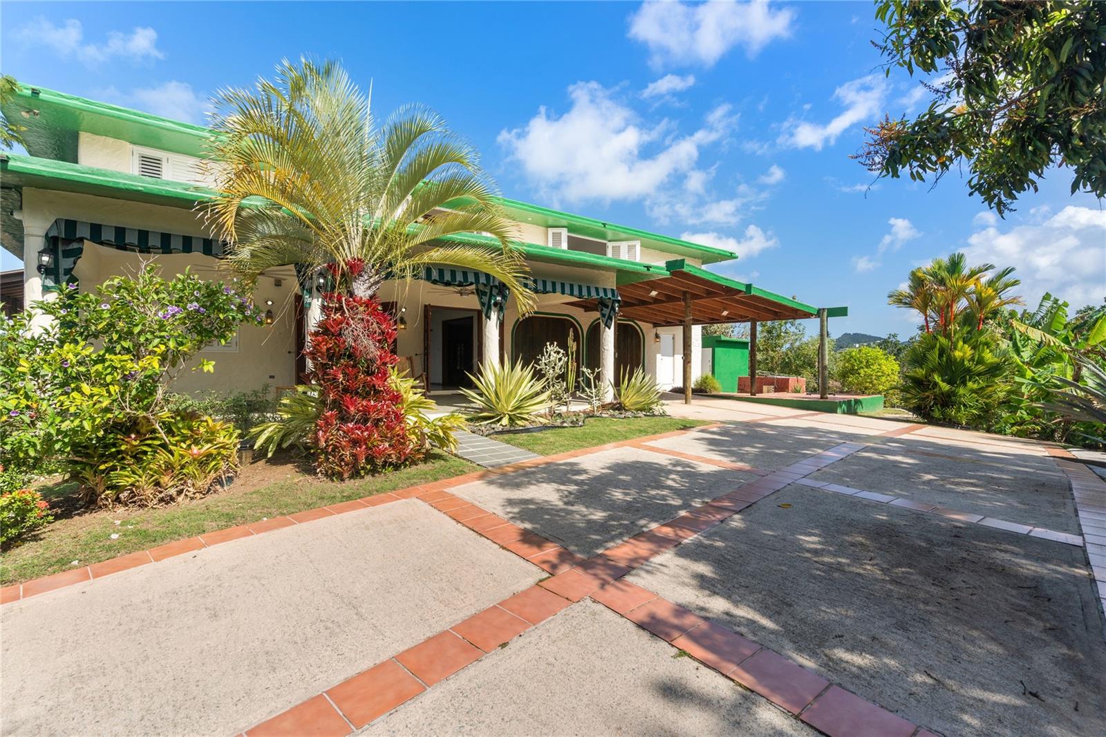 59 VILLAS DEL REY - Residential