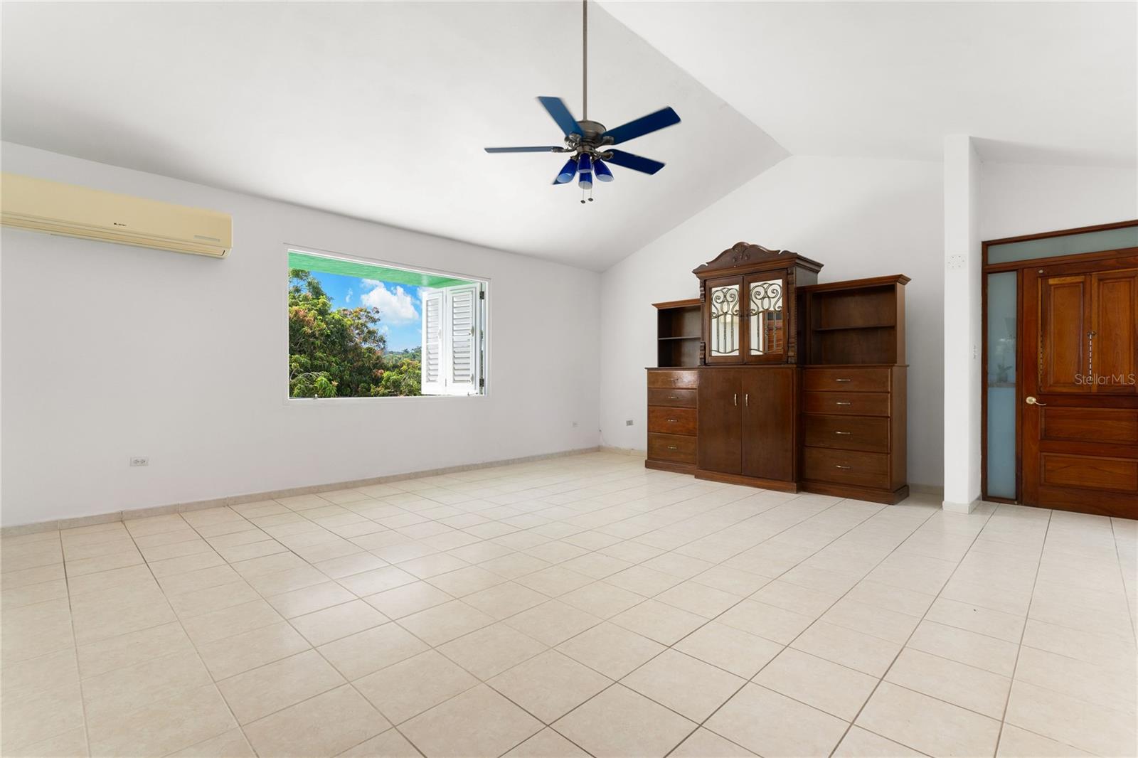 59 VILLAS DEL REY - Residential