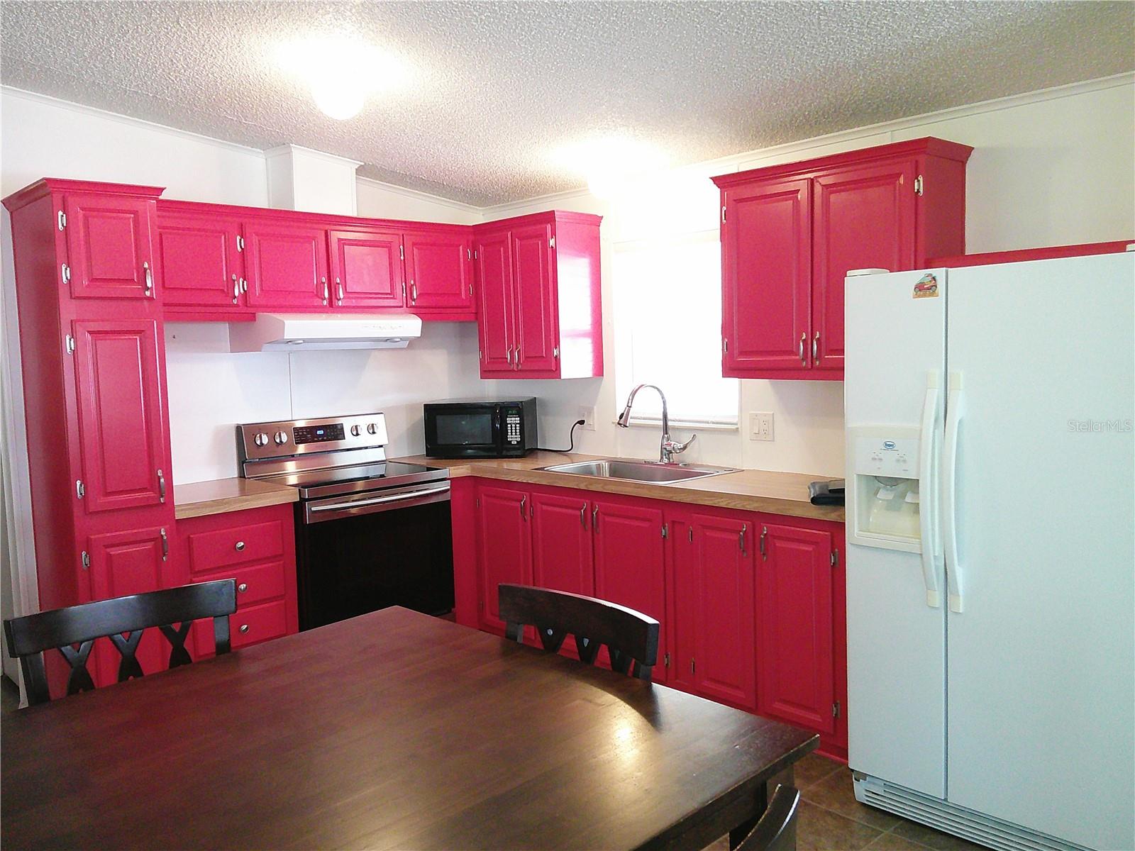 TIMBER LAKE ESTATES - Residential