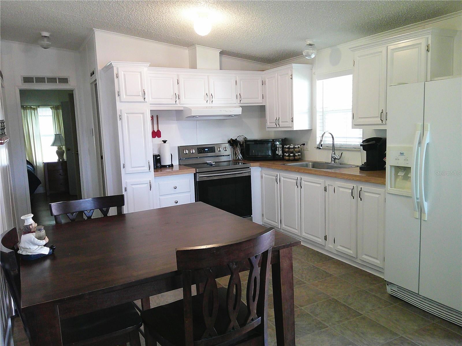 3205 HICKORY DRIVE