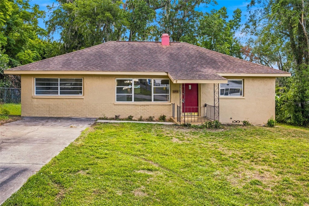 Photo of 10920 SE 55th Avenue, Belleview, FL 34420 (MLS # OM729205)