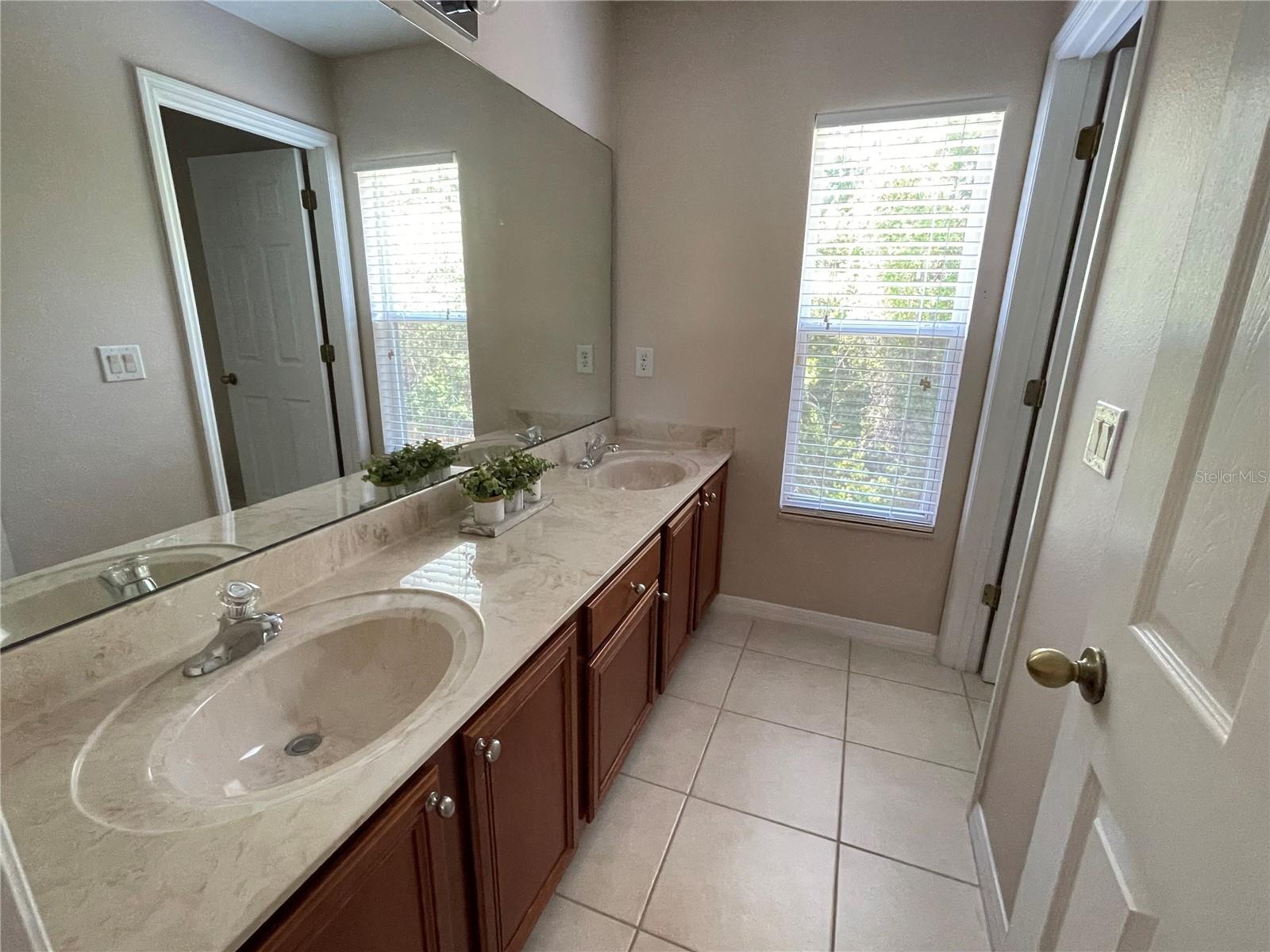 TIVOLI WOODS VILLAGE C 51 84 - Residential Lease