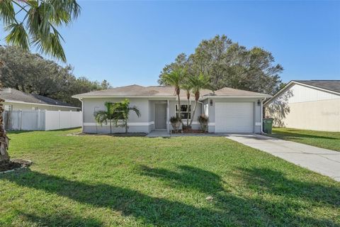 A home in WINTER HAVEN