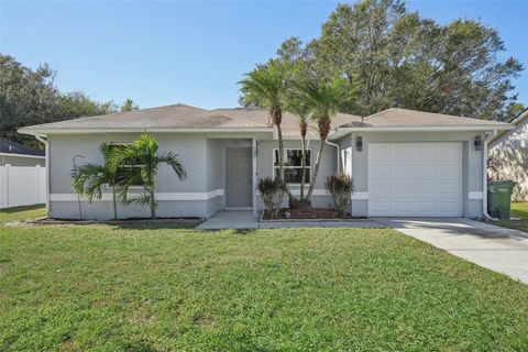 A home in WINTER HAVEN