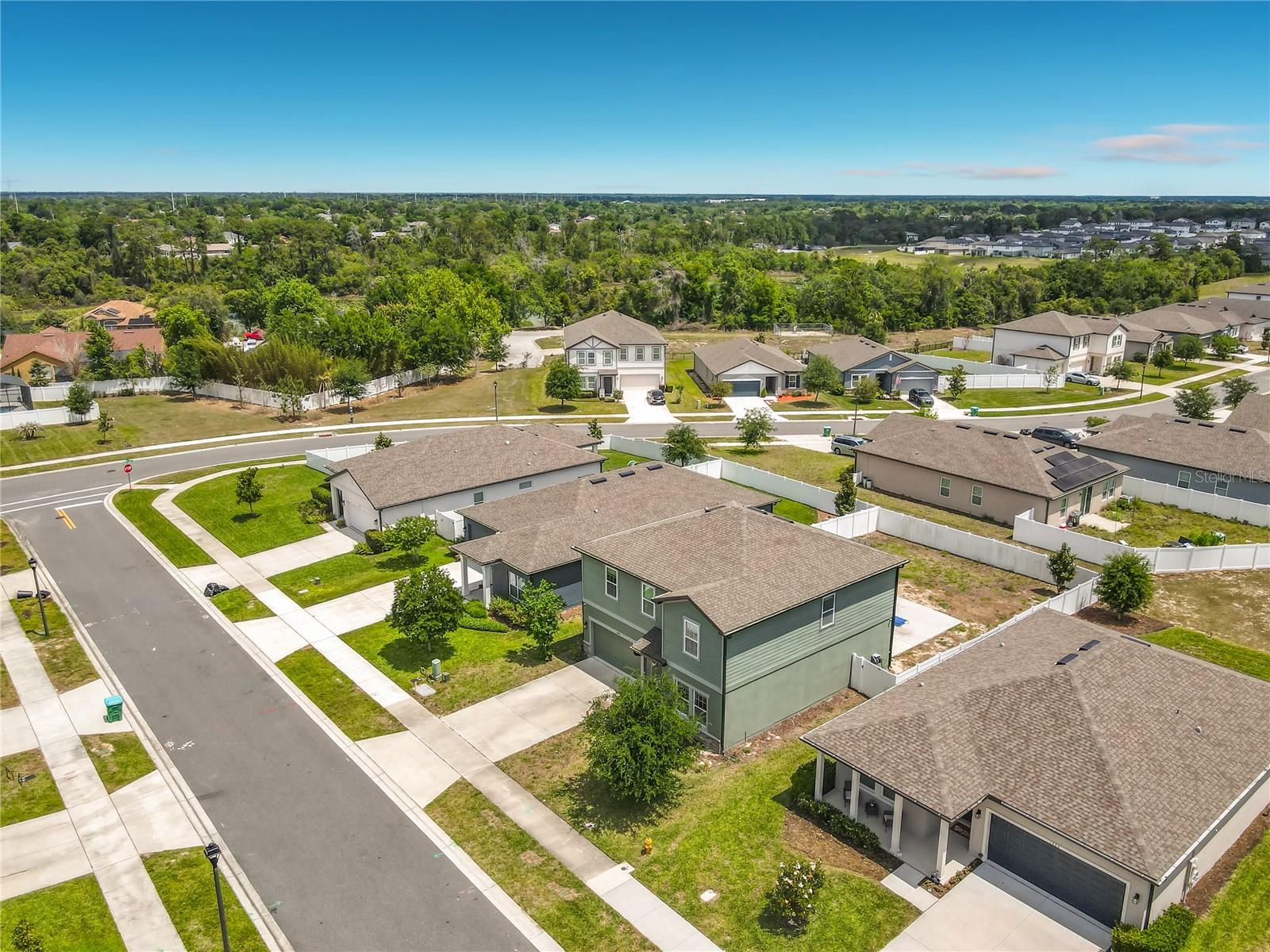 HAMPTON OAKS - Residential