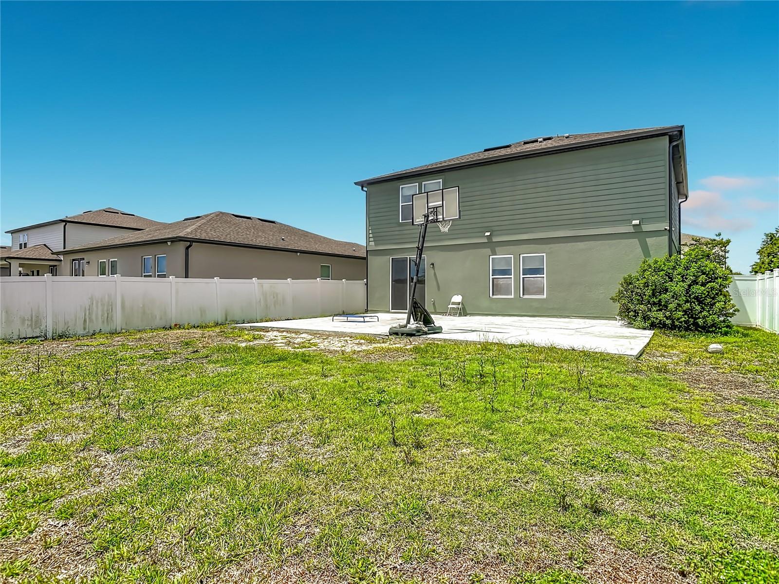 HAMPTON OAKS - Residential