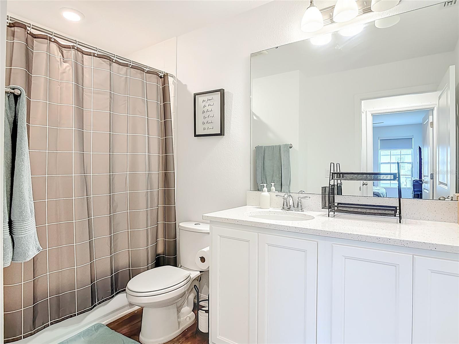 HAMPTON OAKS - Residential