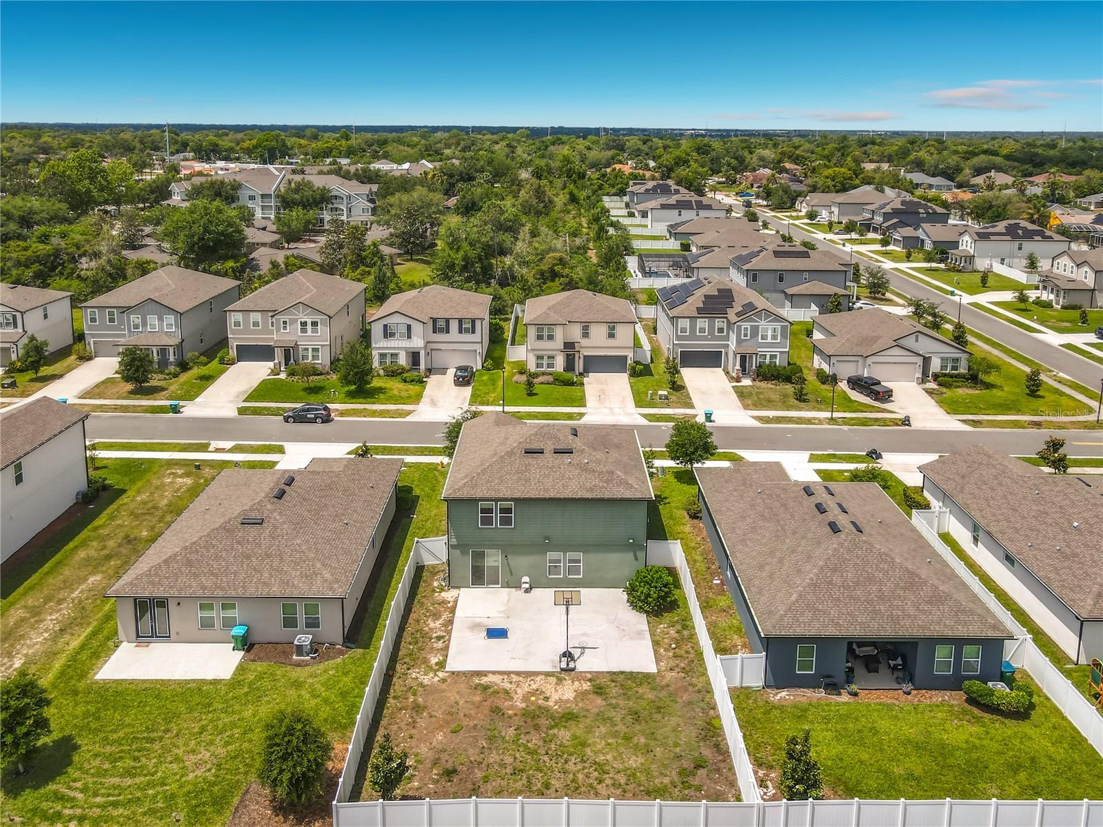 HAMPTON OAKS - Residential