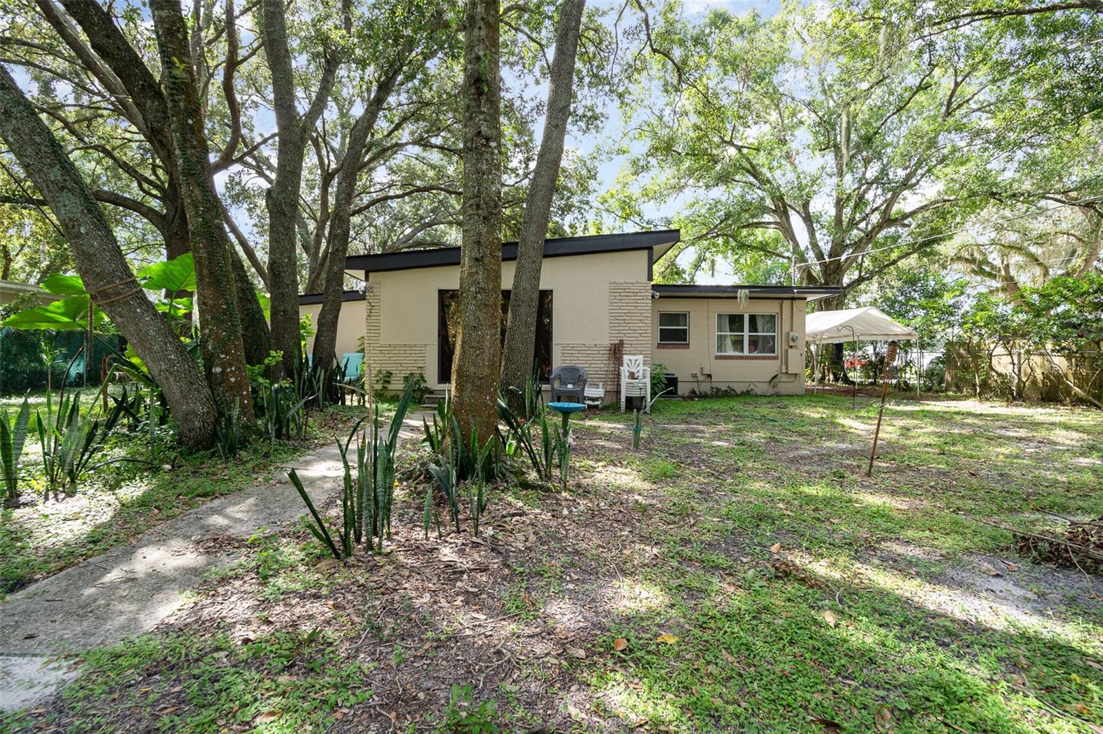 WYNNEWOOD - Residential