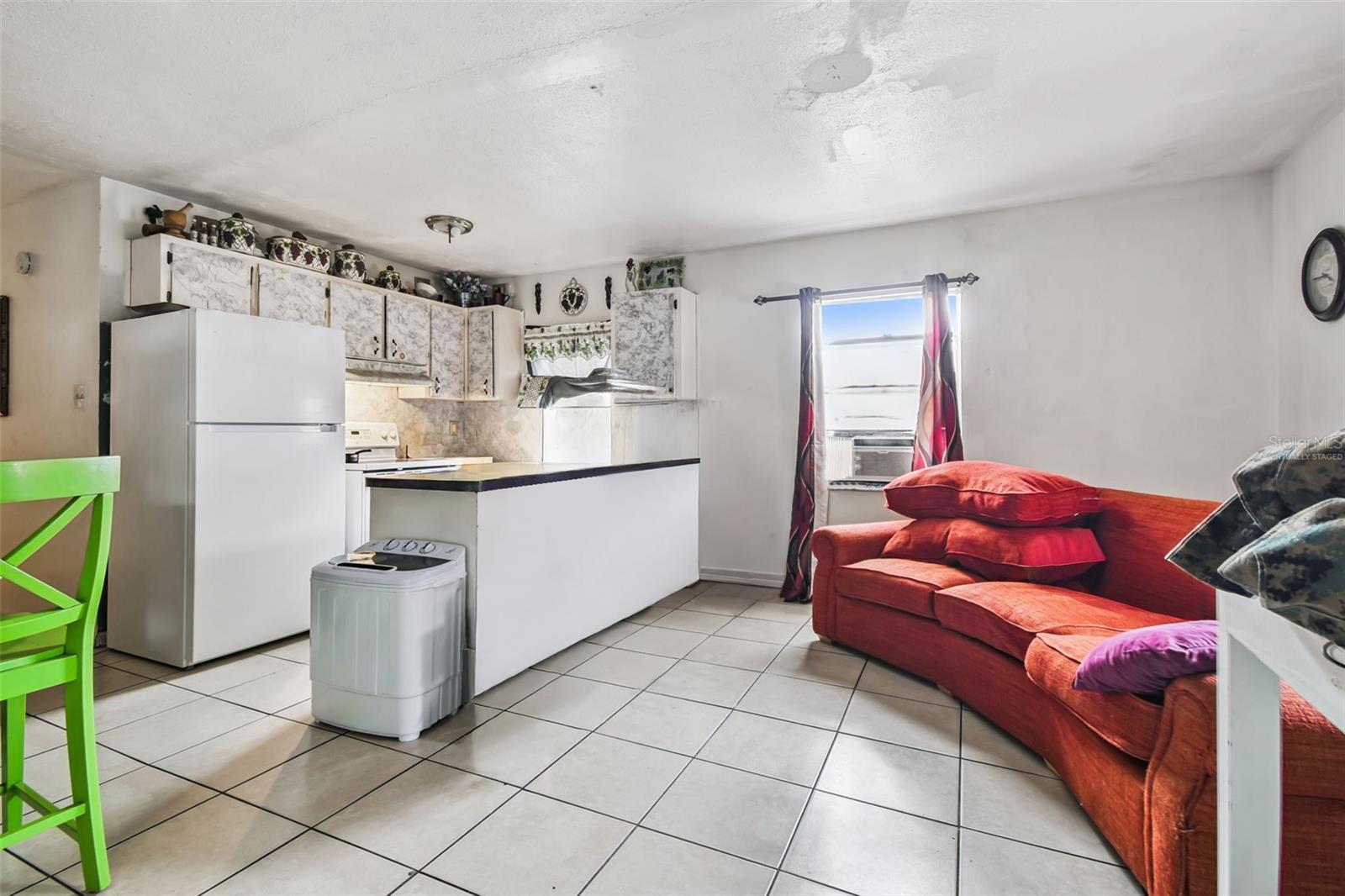 GATEWAY SUB - Residential Income