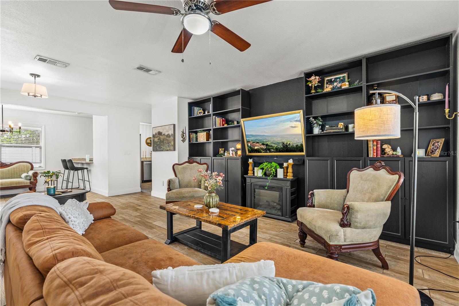 612 CEDAR PARK DRIVE