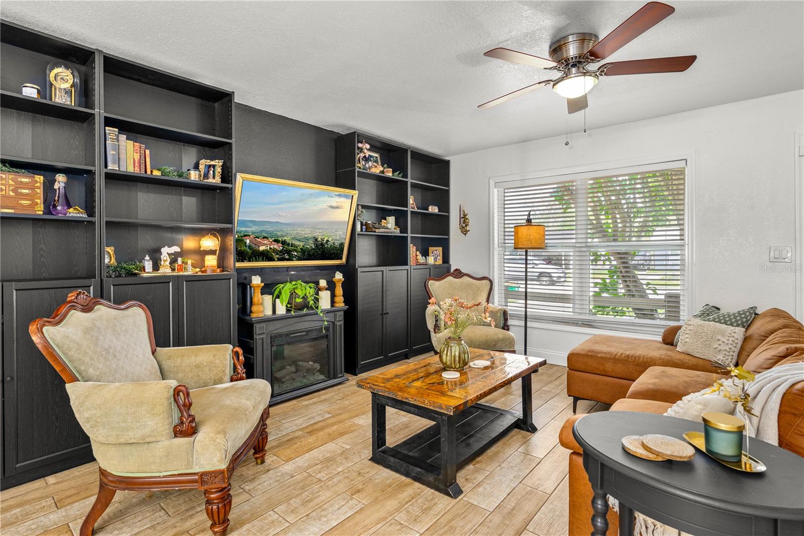 612 CEDAR PARK DRIVE