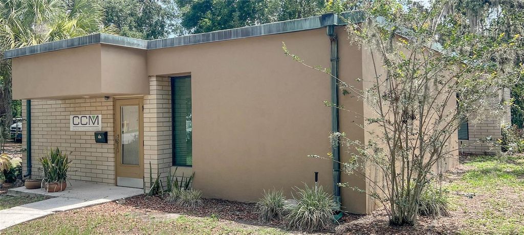 Photo of 2040 State Road 60 E, Bartow, FL 33830 (MLS # TB8400440)