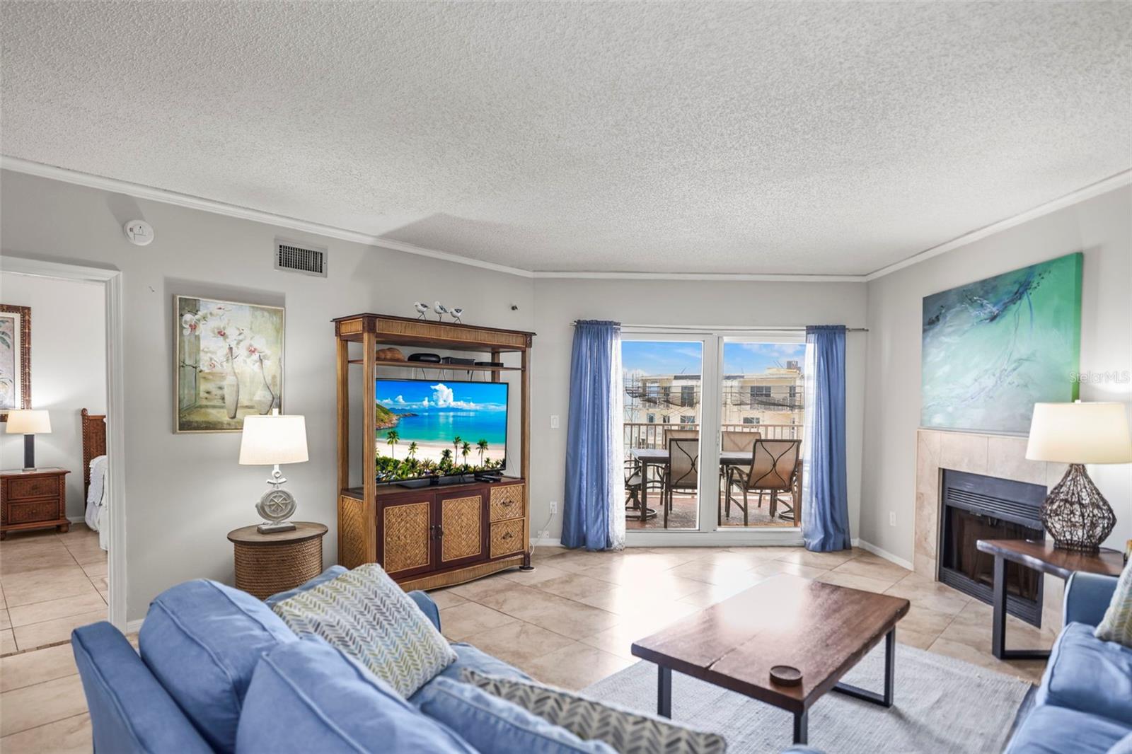 BEACH COTTAGE CONDO - Residential