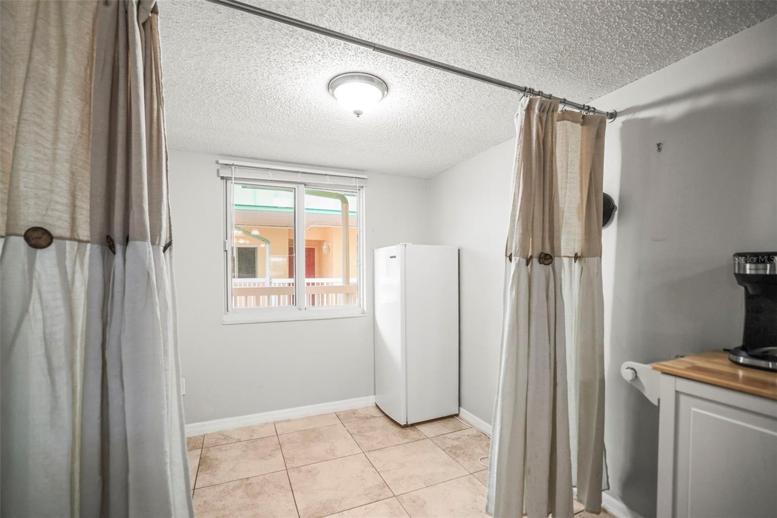 BEACH COTTAGE CONDO - Residential