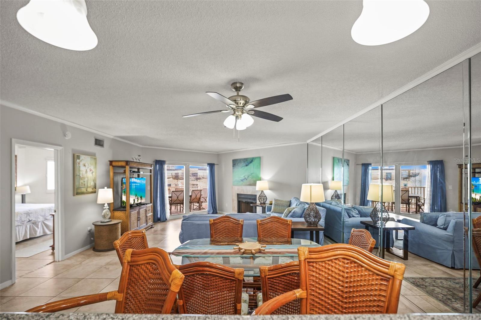 BEACH COTTAGE CONDO - Residential