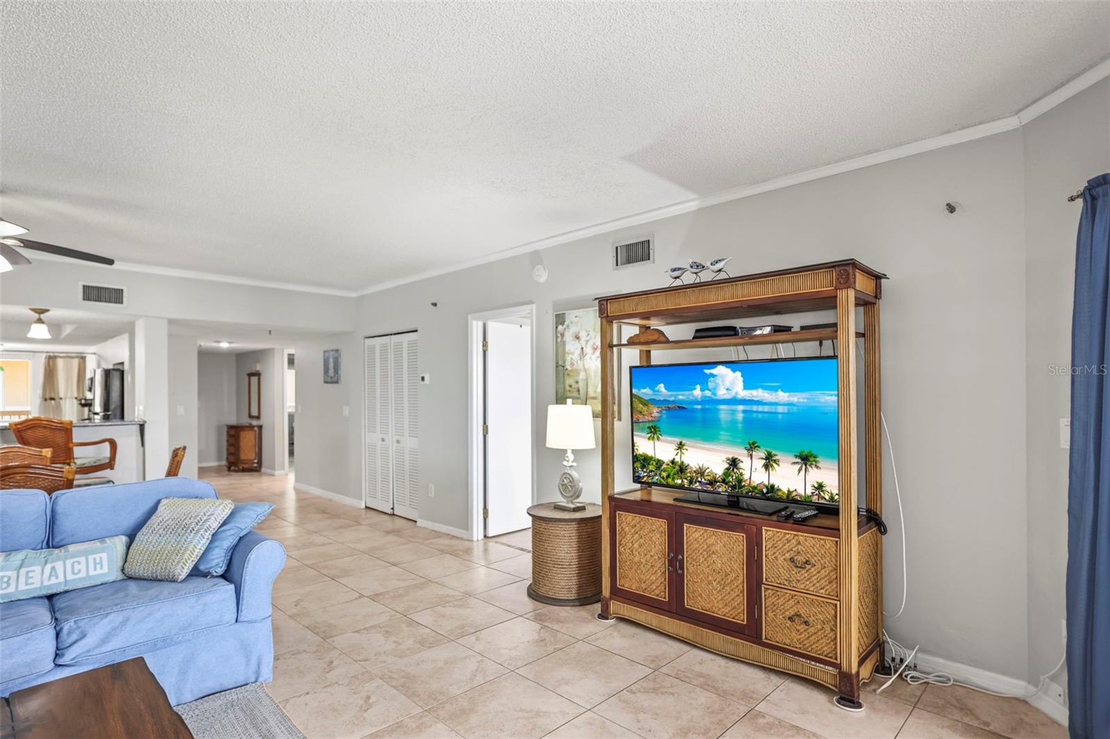 BEACH COTTAGE CONDO - Residential