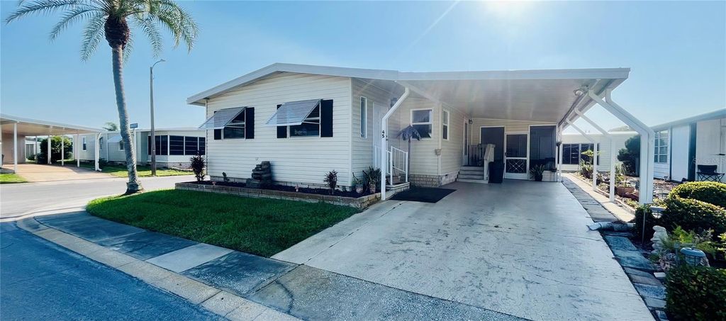 Photo of 45 Hemlock Court, Palm Harbor, FL 34684 (MLS # TB8374389)