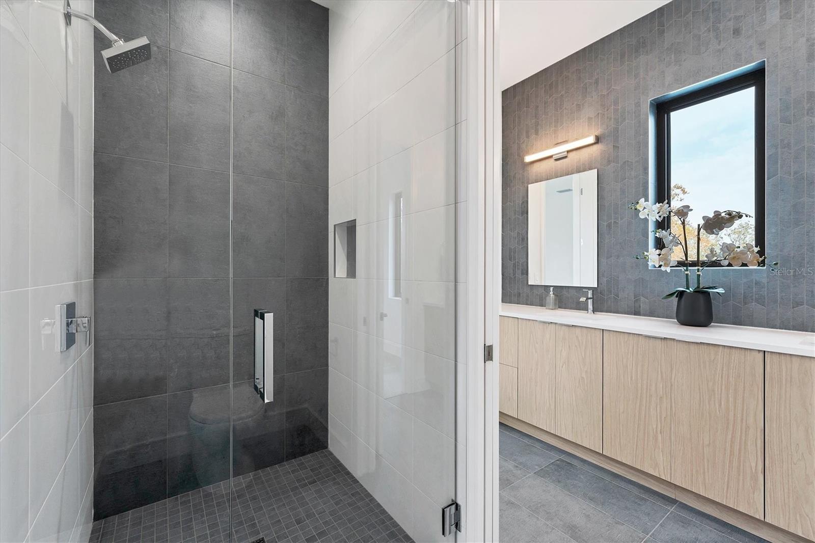 PRIME SUB - Residential