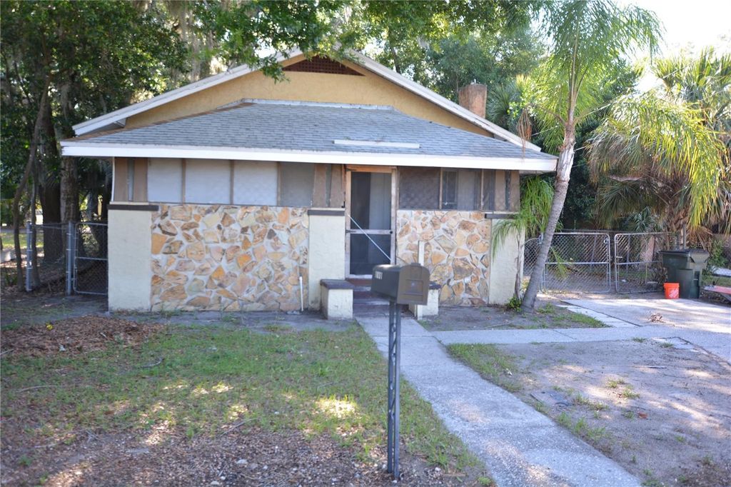 Photo of 1031 N Florence Avenue, Lakeland, FL 33805 (MLS # L4961603)