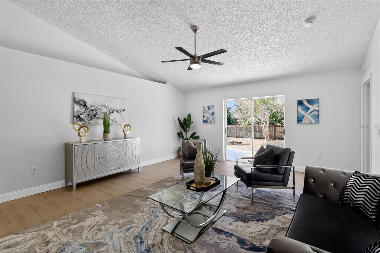 SPRING HILL - Residential