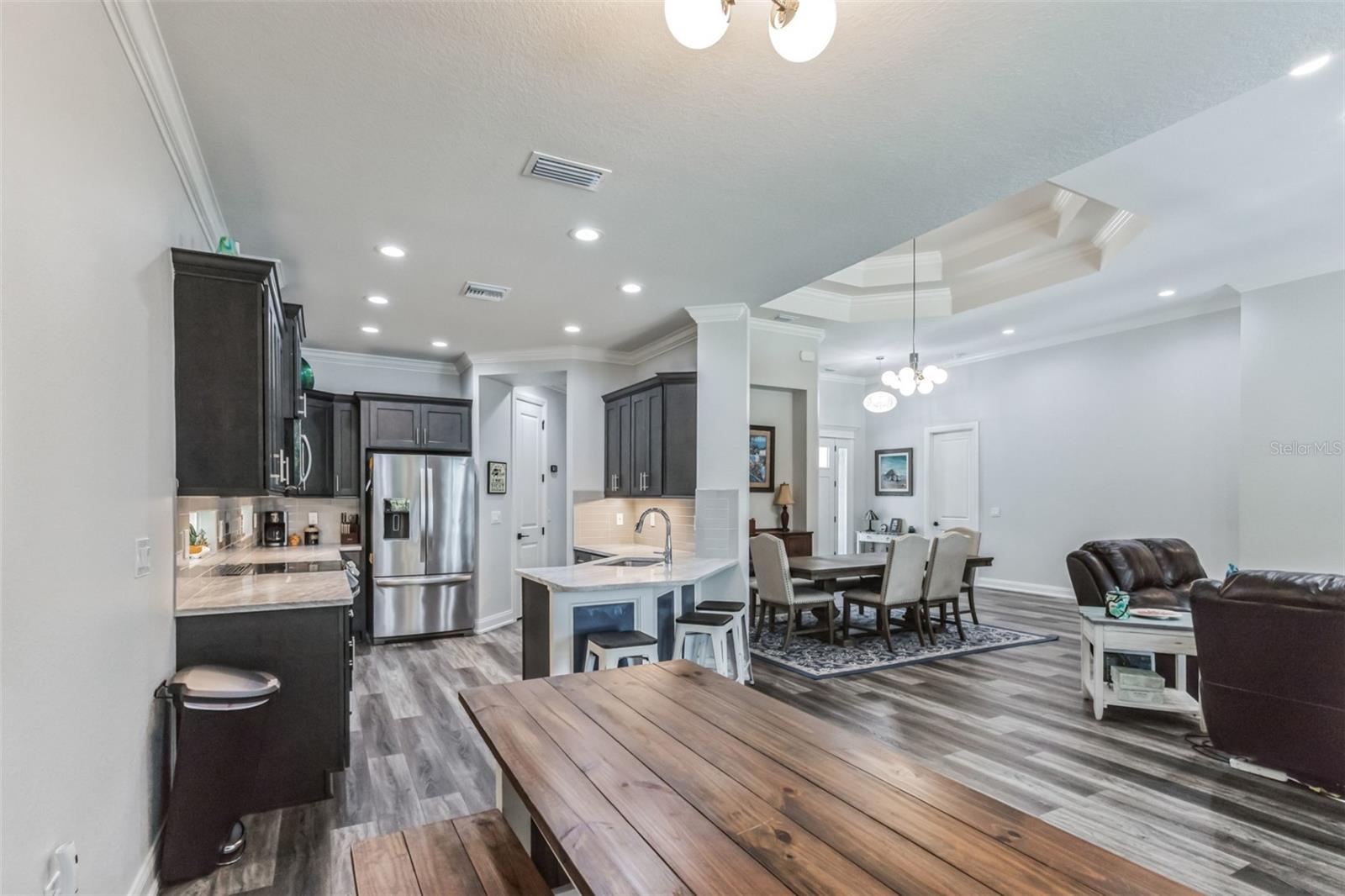 VILLAGE/CANTERWOOD - Residential