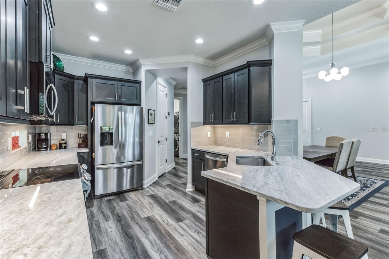 VILLAGE/CANTERWOOD - Residential