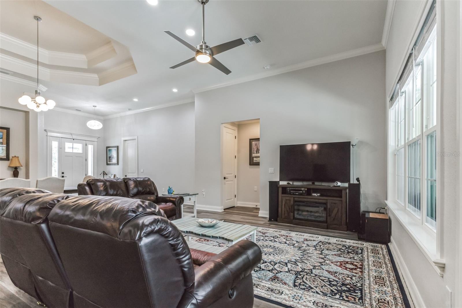 VILLAGE/CANTERWOOD - Residential